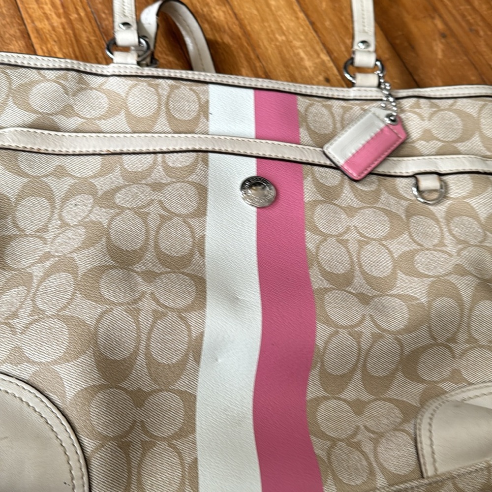 Coach handbag - Picture 7 of 7